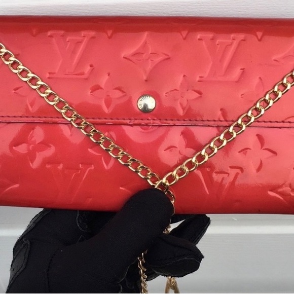 LOUIS VUITTON SARAH WALLET - no chain - Picture 2 of 15